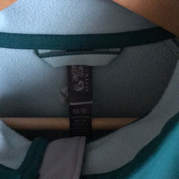 Mountain Hardware jacket - Picture 2 of 5